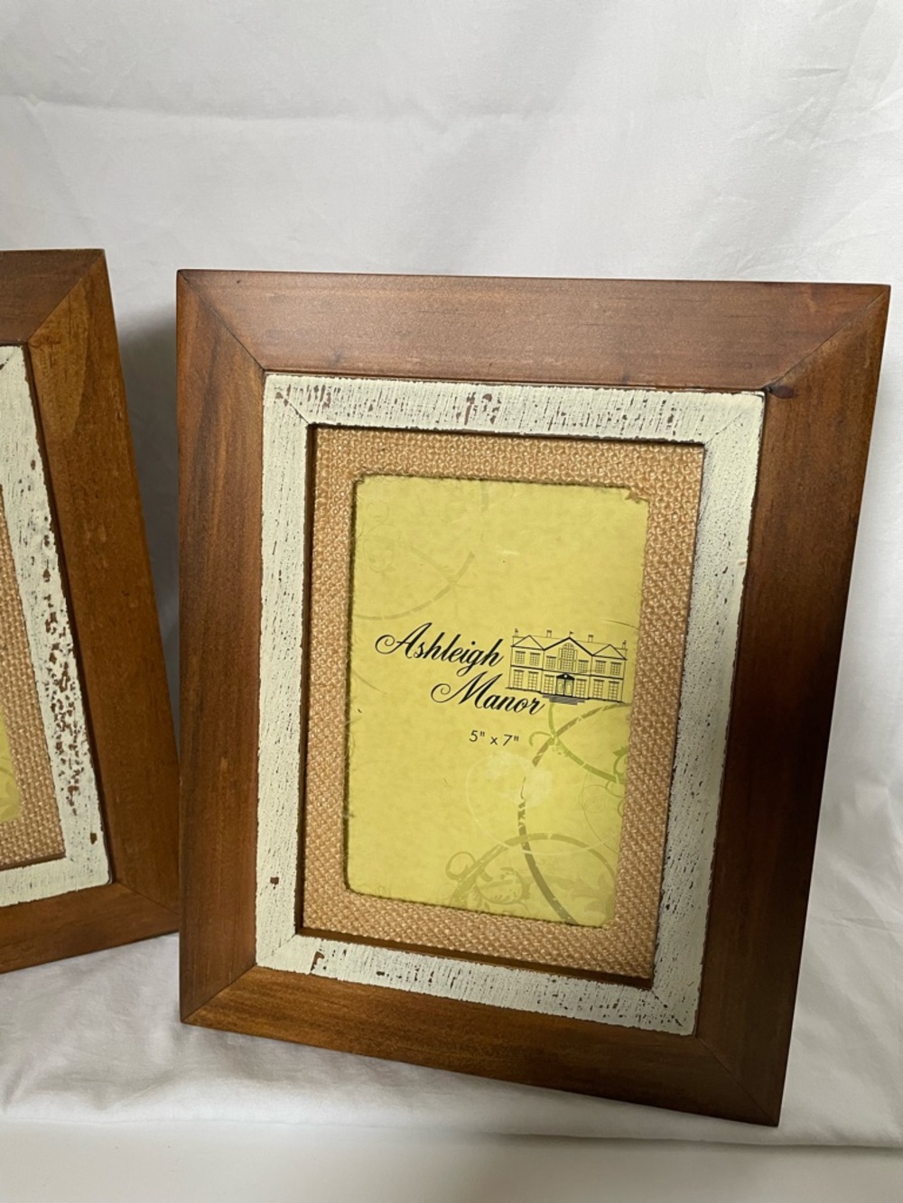 Ashleigh Manor Brown and White Distressed 5x7 Picture Frame